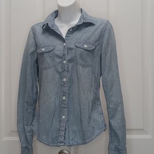 American Eagle Women's Denim long sleeve shirt.